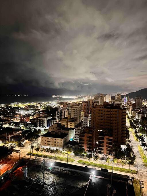 Apto Com Vista Para O Mar Com 2 Vagas - Guaruja Luaran gambar