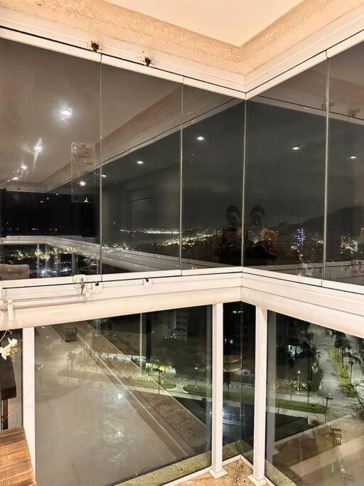 Apto Com Vista Para O Mar Com 2 Vagas - Guaruja Luaran gambar
